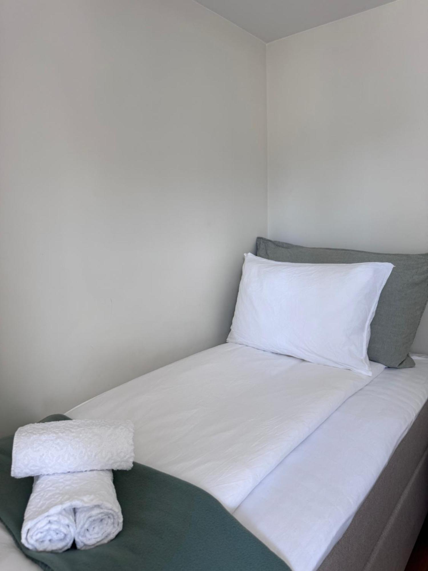 A Place To Stay Stavanger, Apartment 5 - Quality And Free Parking- Екстер'єр фото